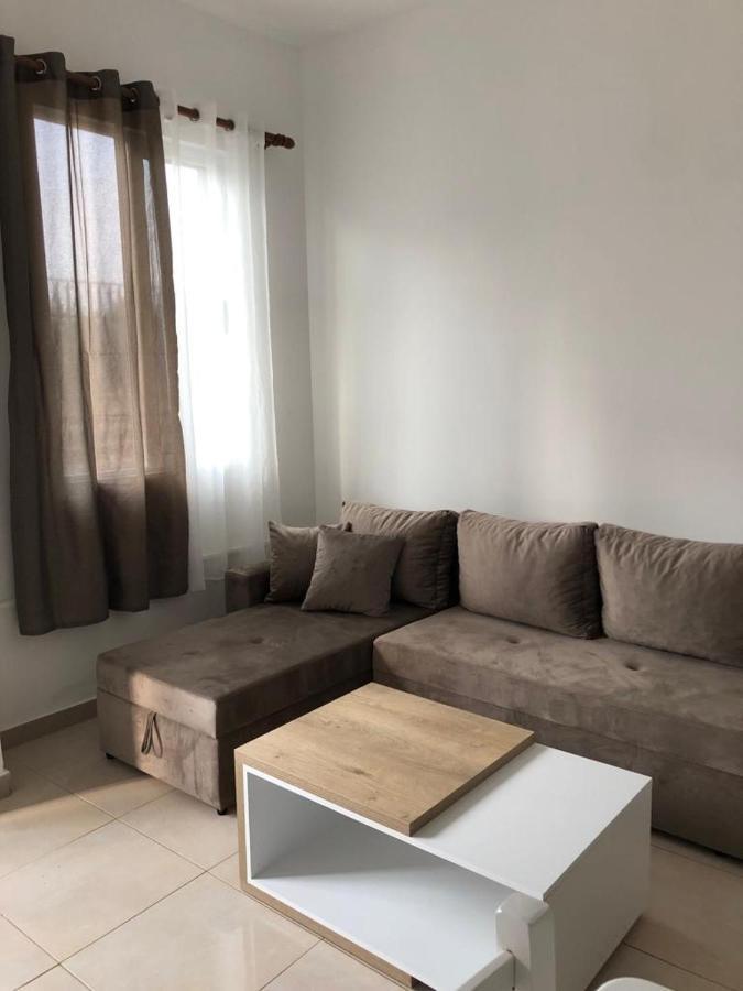 Seasidegolem Apartments Bagian luar foto