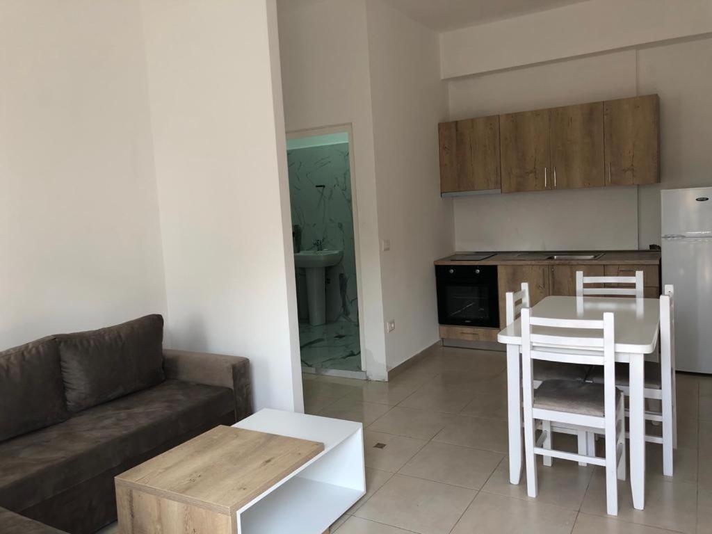Seasidegolem Apartments Bagian luar foto