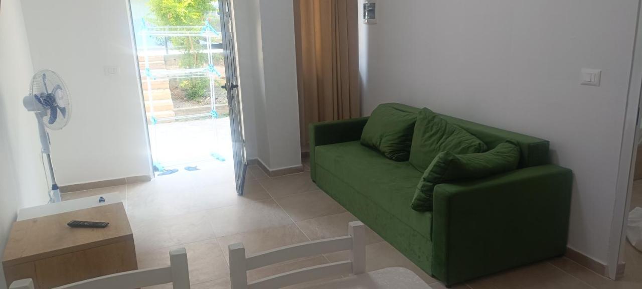 Seasidegolem Apartments Bagian luar foto